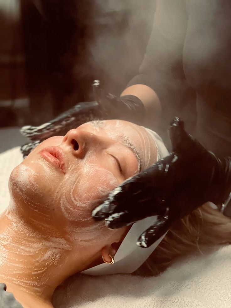 LIMPIEZA FACIAL PROFUNDA